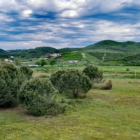 Elisabeth, Gjiri I Lalzit, Plazhi San Pietro