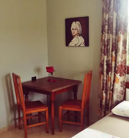 Elisabeth, Gjiri I Lalzit, Plazhi San Pietro Kwatera prywatna *