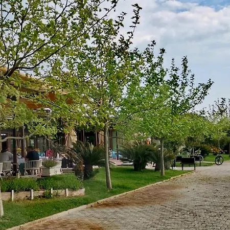 Elisabeth, Gjiri I Lalzit, Plazhi San Pietro Quarto em Acomodações Particulares *
